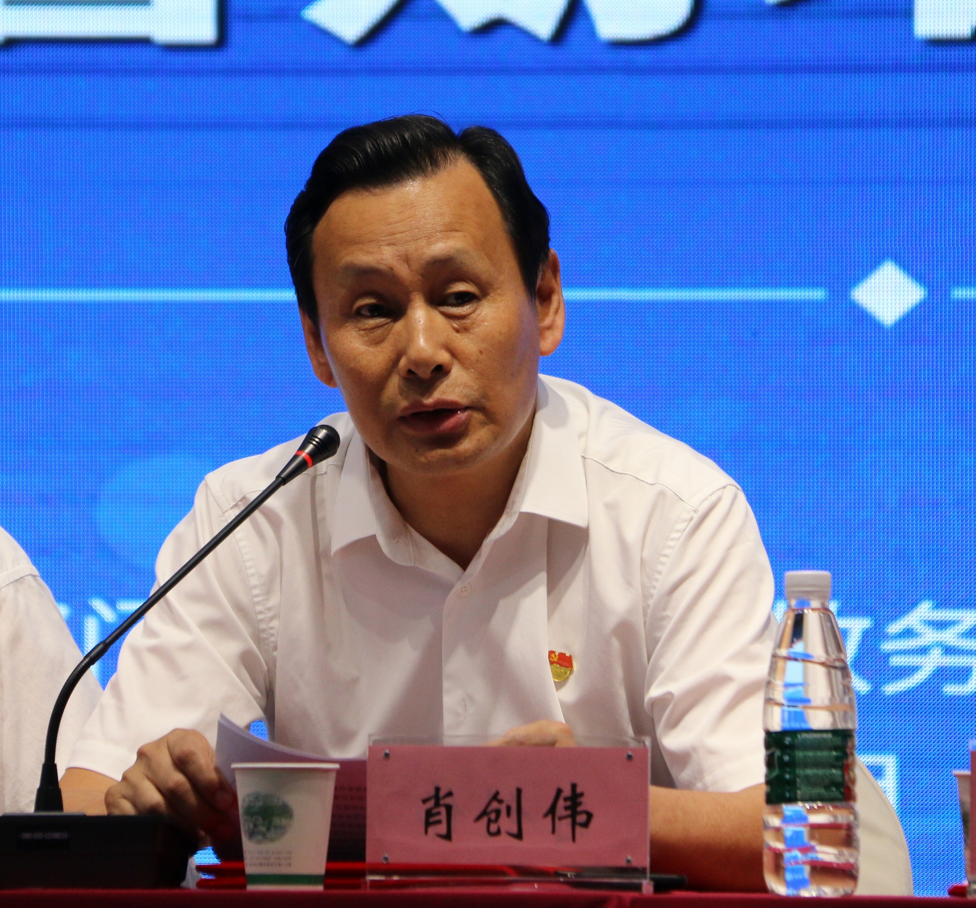 肖书记.JPG