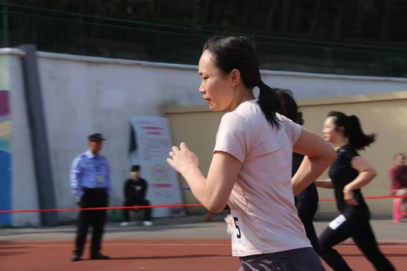 1730688444143330.jpg 戈跑.jpg