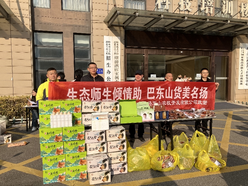 1768549114612466.jpg 07c2fa29-2e22-41c4-8e2e-5a852be7b87c(1).jpg