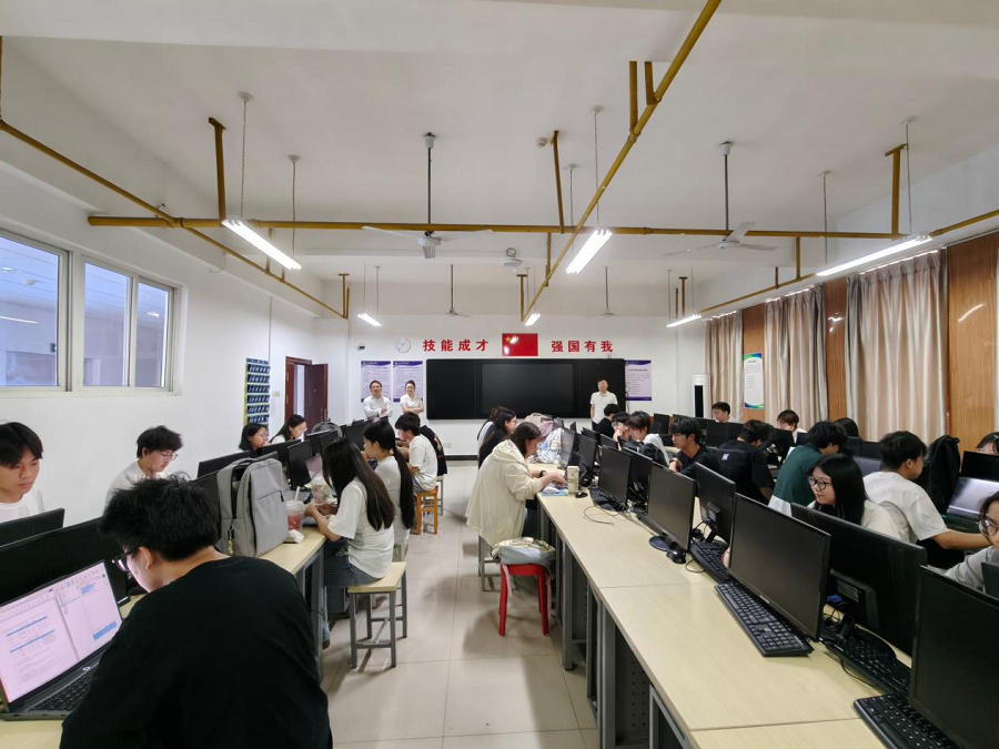 我院开展专业核心技能抽测活动1 - 副本.png